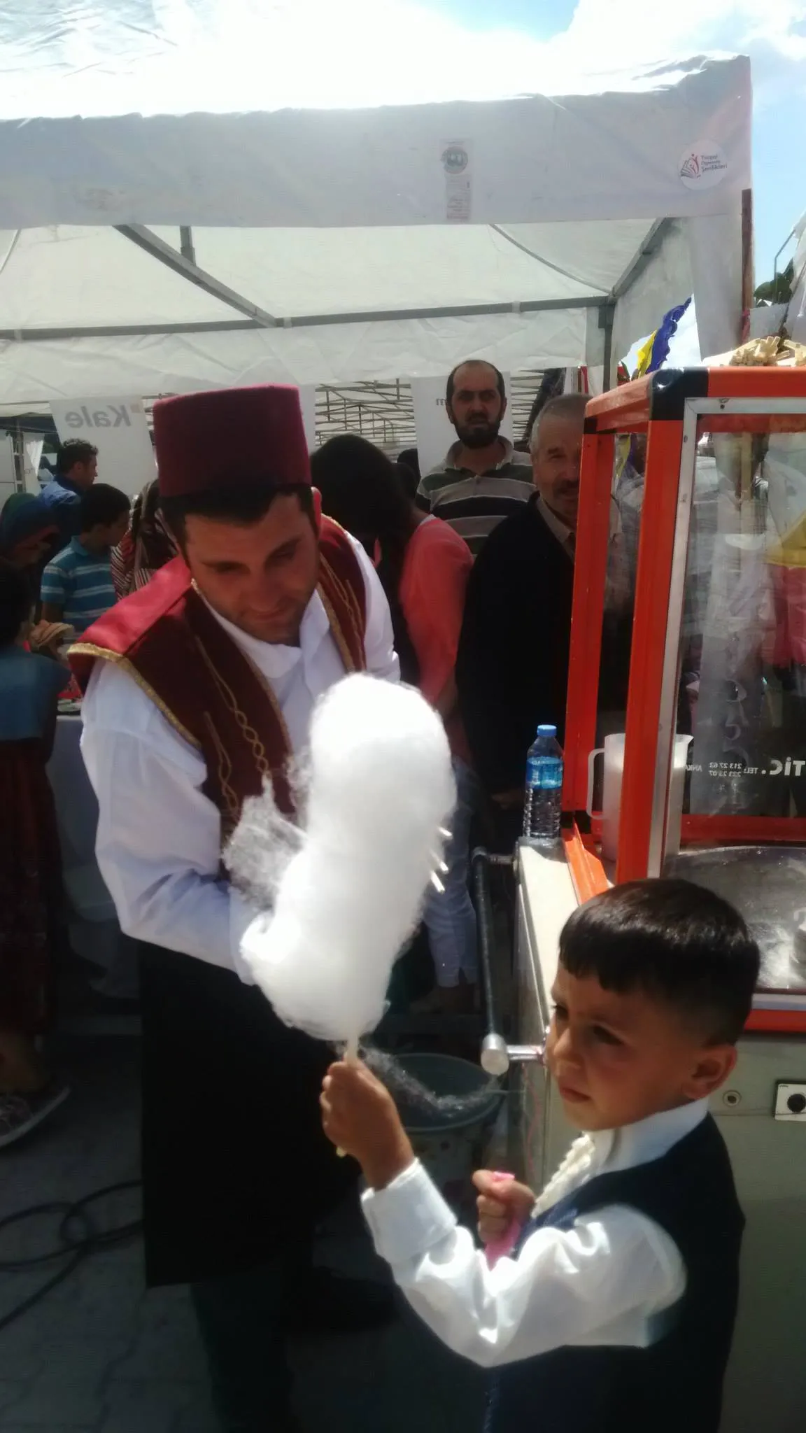 Ankara Çankaya kurumsal açılış sarı siyah balon kemer